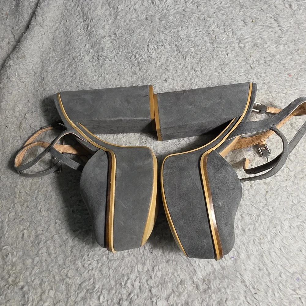 Free People Sundown Platform Heels Grey Suede Ankle Strap Women 38 7-7.5 70s‎